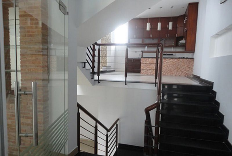 Nice house for rent on Cach Mang Thang Tam street, Tan Binh District .