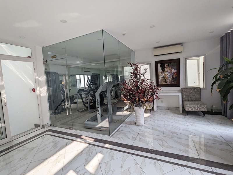 Studio serviced apartment rental on Nguyen Van Troi Street Phu Nhuan District