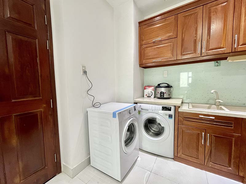 Serviced apartment for lease in District 1 Nguyen Binh Khiem Street