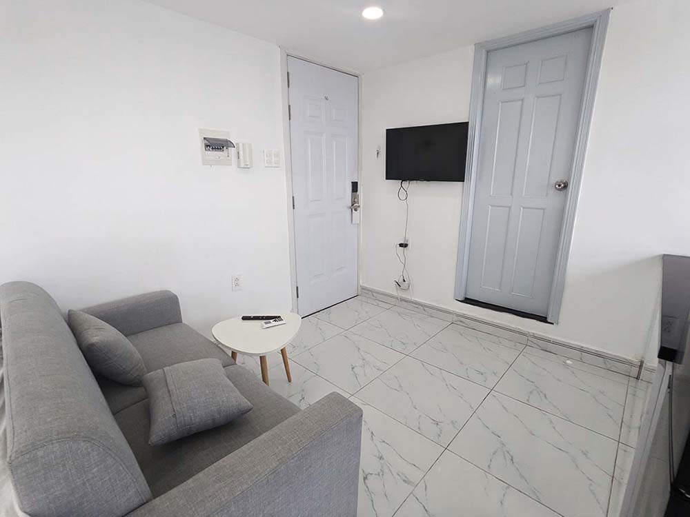Bright studio serviced apartment on Nguyen Thong street District 3 Saigon for rent