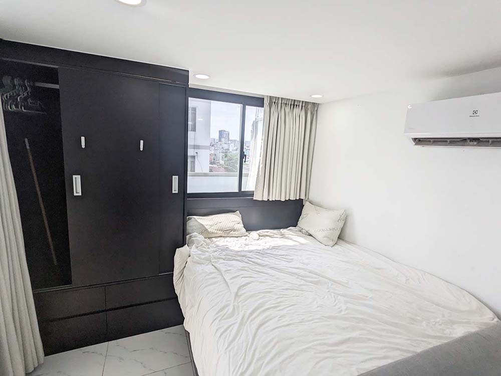 Bright studio serviced apartment on Nguyen Thong street District 3 Saigon for rent