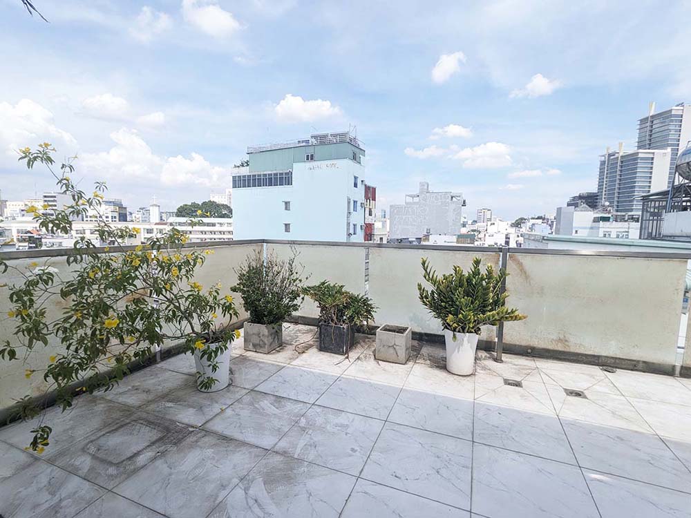Bright studio serviced apartment on Nguyen Thong street District 3 Saigon for rent