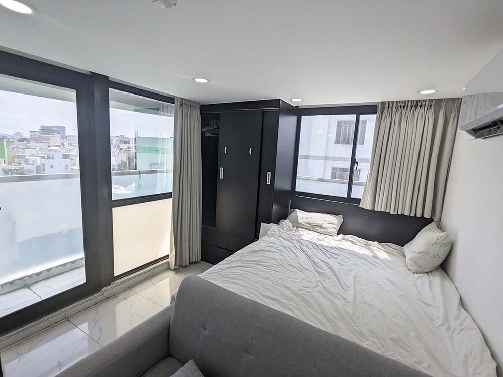Bright studio serviced apartment on Nguyen Thong street District 3 Saigon for rent