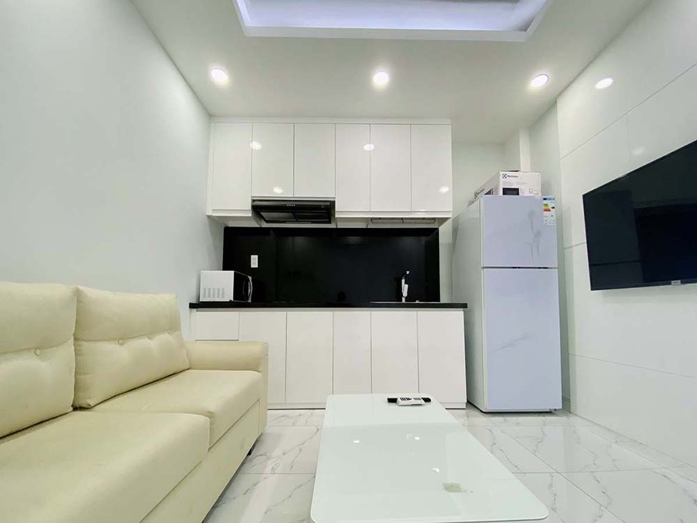 One bedroom serviced apartment for rent in District 3 next to Saigon Raiway Station