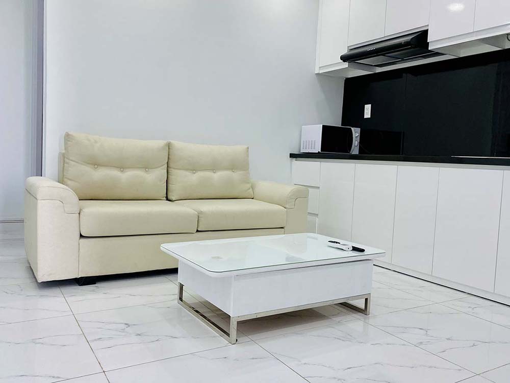 One bedroom serviced apartment for rent in District 3 next to Saigon Raiway Station