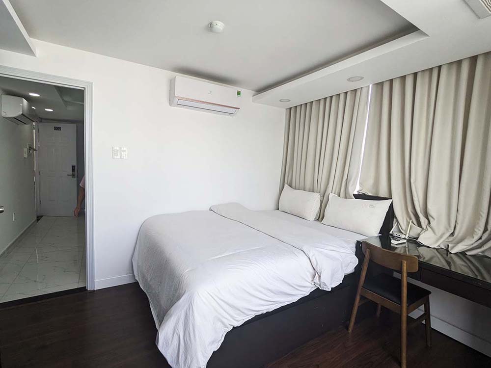One bedroom serviced apartment for rent in District 3 next to Saigon Raiway Station