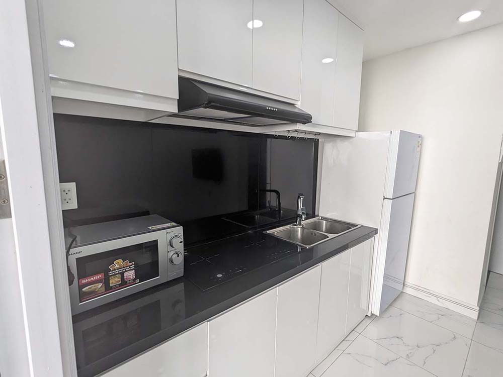 Privated single bedroom serviced apartment on Nguyen Duy Street Binh Thanh District for rent