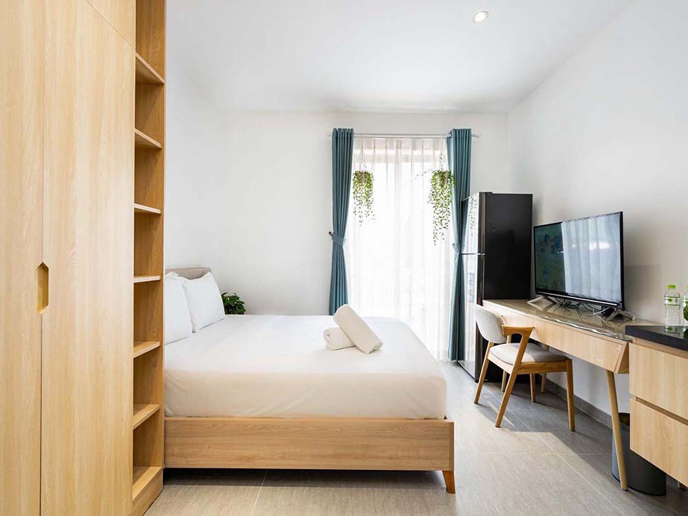 Bright concept serviced studio for rent in Phu Nhuan District Saigon City Center