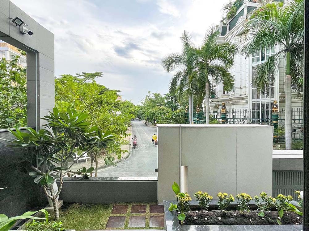 Nice serviced apartment renting on Tran Nao Street District 2 Thu Duc City