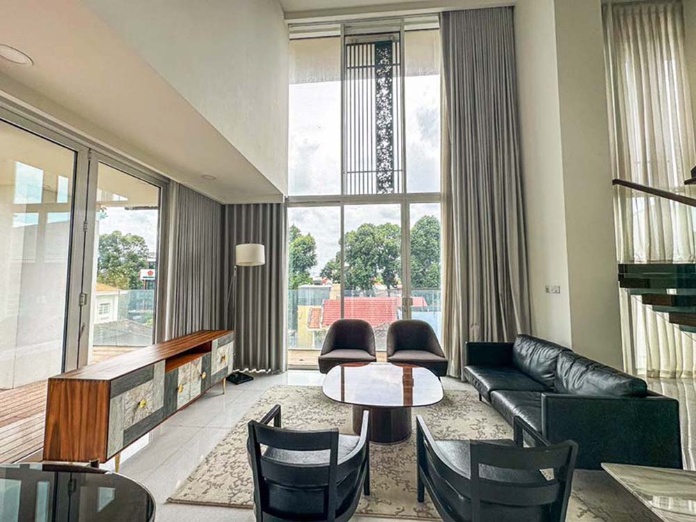 Modern duplex apartment for rent in District 3 Saigon City Center