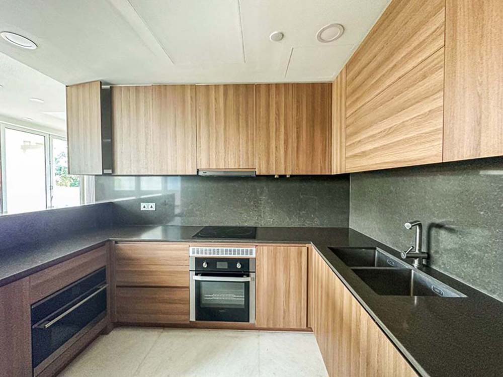 Modern duplex apartment for rent in District 3 Saigon City Center