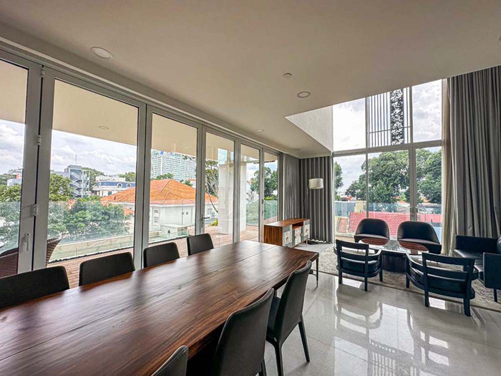 Modern duplex apartment for rent in District 3 Saigon City Center