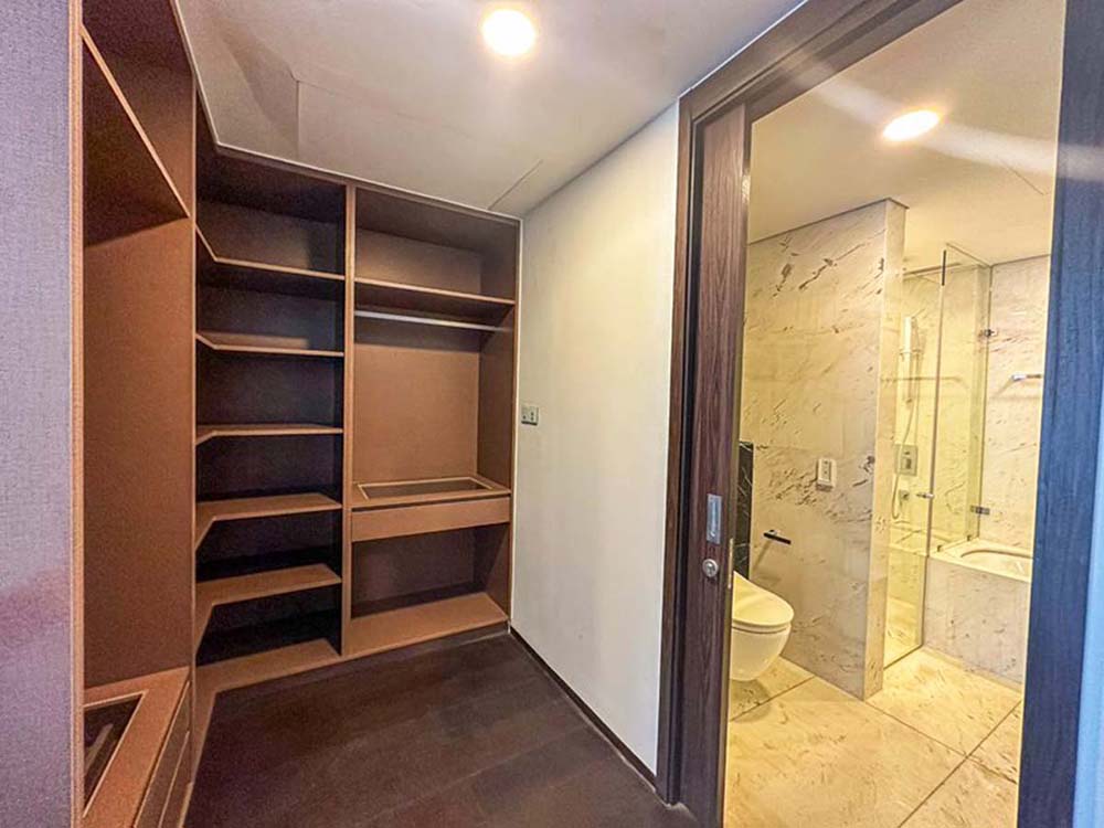 Modern duplex apartment for rent in District 3 Saigon City Center