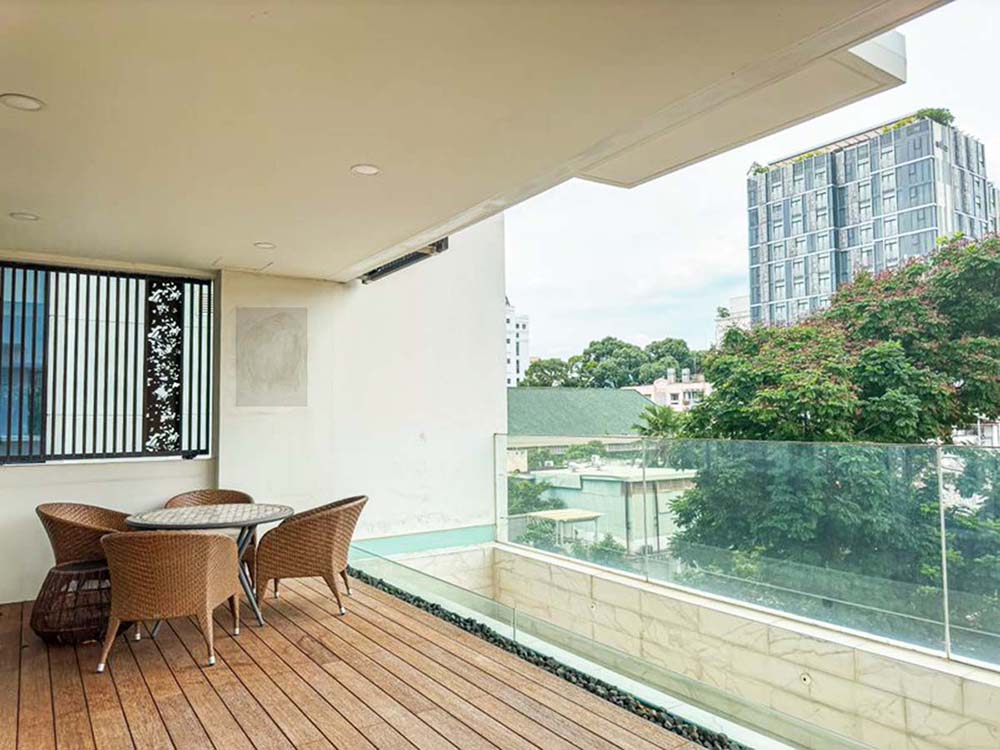 Modern duplex apartment for rent in District 3 Saigon City Center