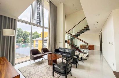 Modern duplex apartment for rent in District 3 Saigon City Center