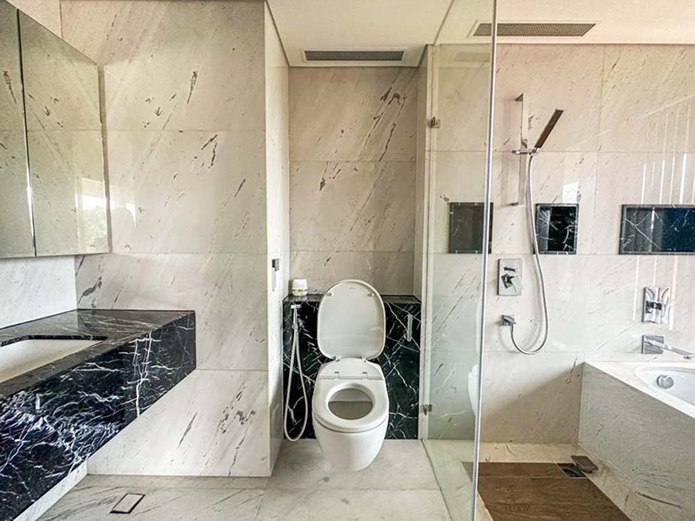 Modern duplex apartment for rent in District 3 Saigon City Center
