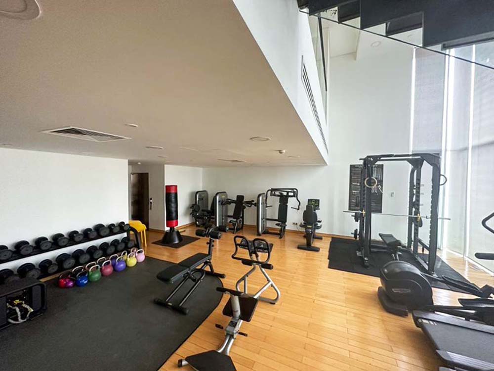 Modern duplex apartment for rent in District 3 Saigon City Center