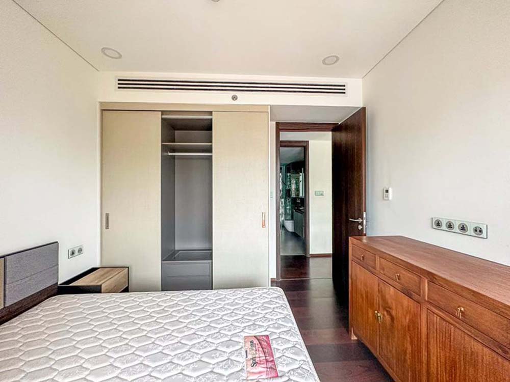 Modern duplex apartment for rent in District 3 Saigon City Center