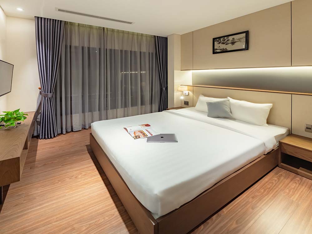 Cozy serviced apartment for rent on Nguyen Van Troi Street Phu Nhuan easy access to the Airport