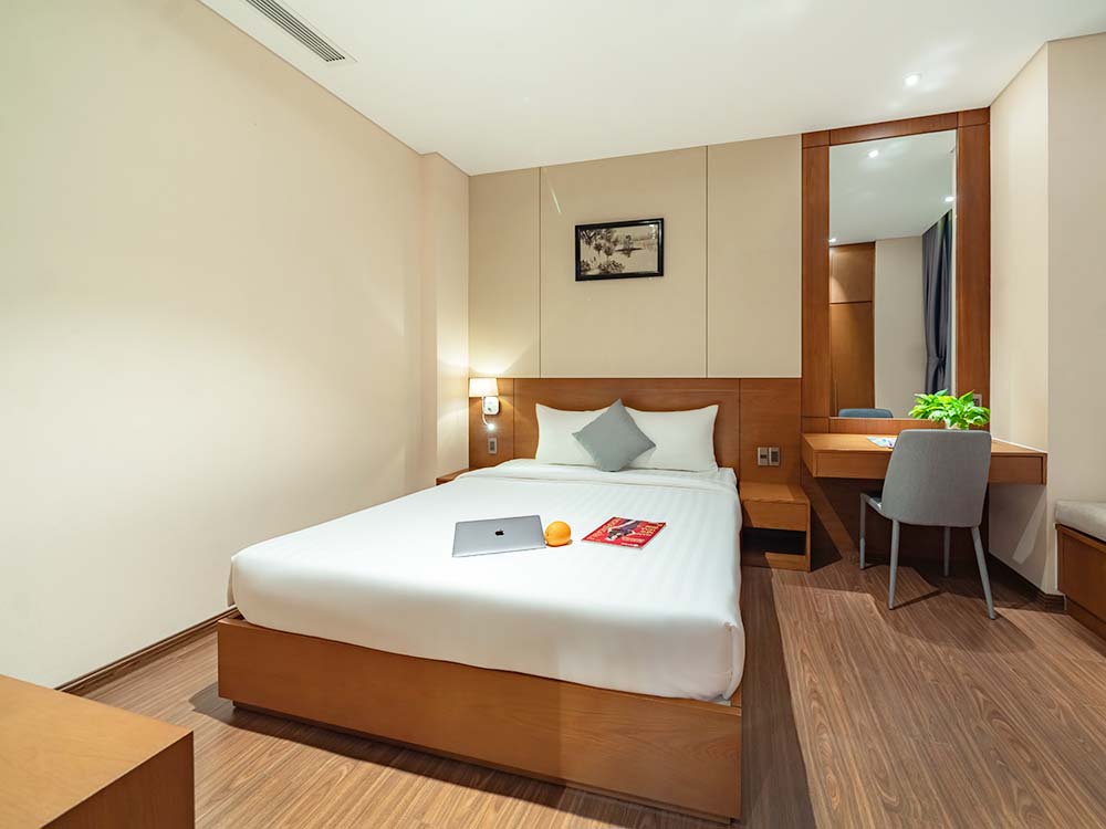 One bedrooms serviced apartment for rent on Nguyen Van Troi Street, Phu Nhuan District