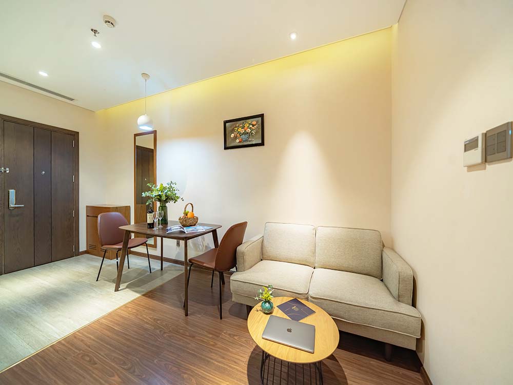 One bedrooms serviced apartment for rent on Nguyen Van Troi Street, Phu Nhuan District