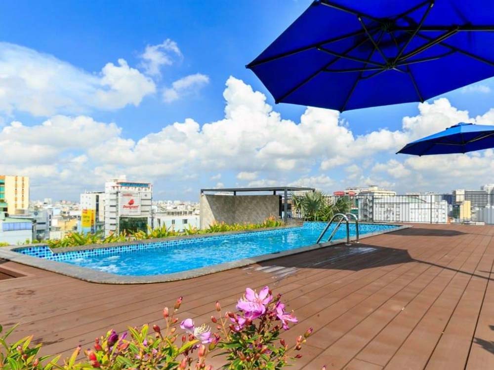 One bedrooms serviced apartment for rent on Nguyen Van Troi Street, Phu Nhuan District