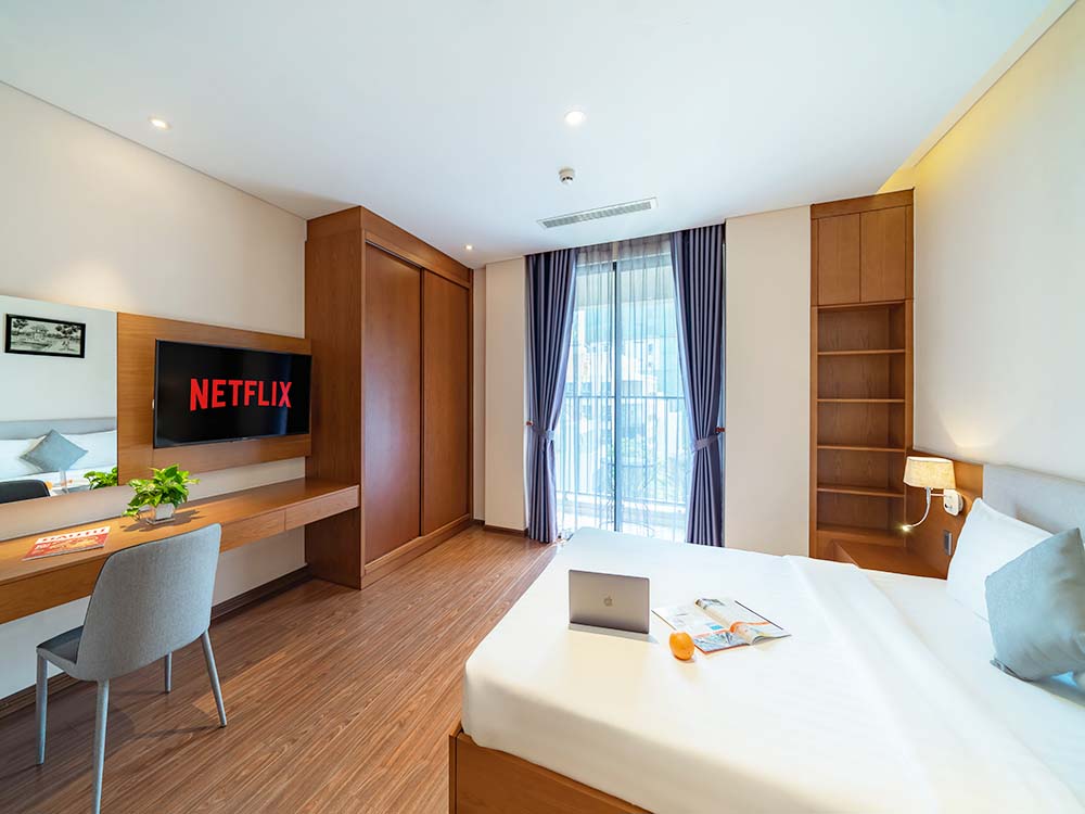 Nice serviced apartment for rent in Phu Nhuan District Saigon Nguyen Van Troi Street