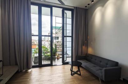 Windy loft serviced apartment for lease in Binh Thanh District Nguyen Gia Tri Street