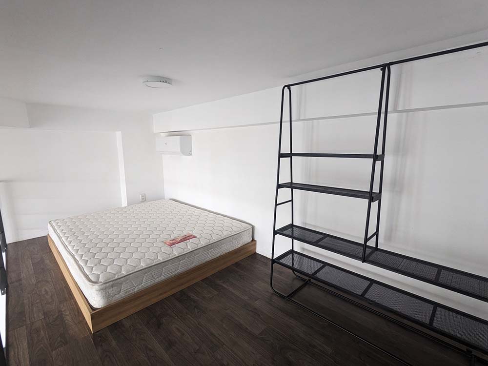 Windy loft serviced apartment for lease in Binh Thanh District Nguyen Gia Tri Street