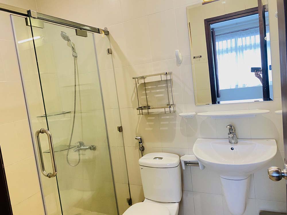 Nice serviced apartment leasing in Phu Nhuan Distict Nguyen Dinh Chinh St