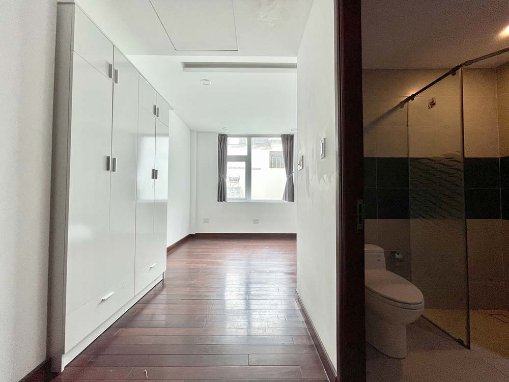 Two bedrooms serviced apartment for lease on Nguyen Binh Khiem St Ben Nghe Ward, District 1