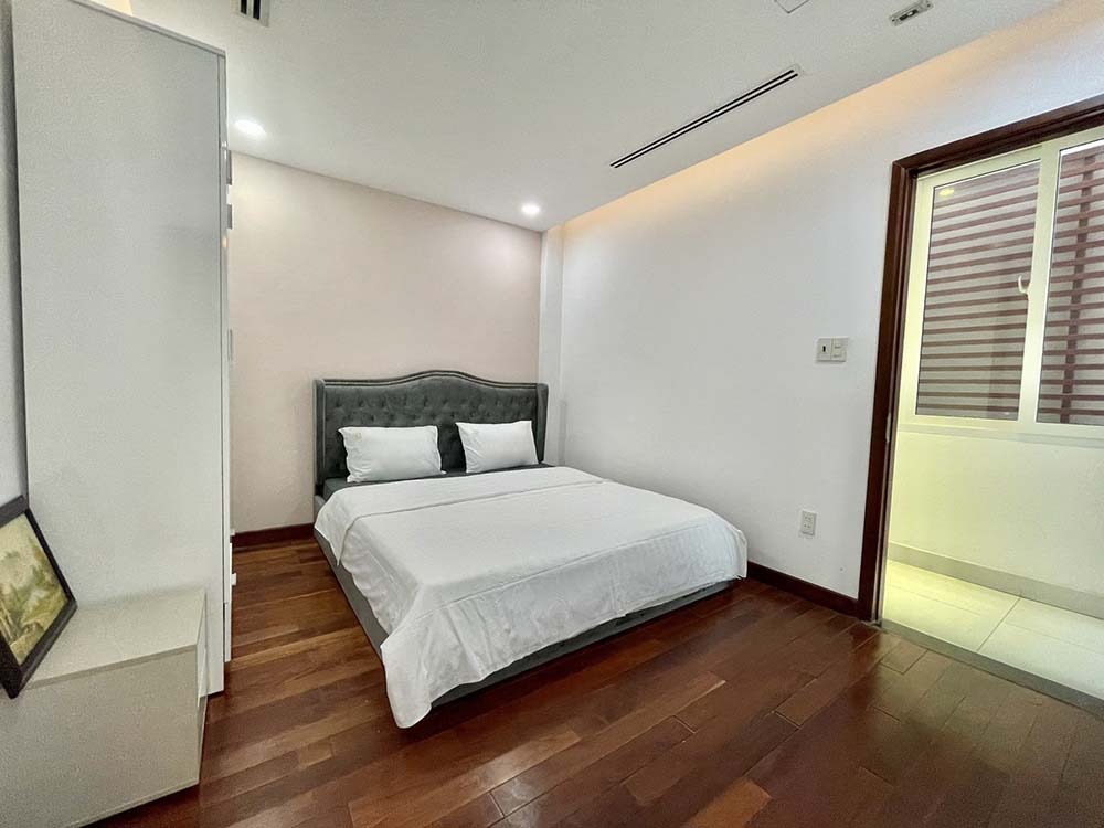 Two bedrooms serviced apartment for lease on Nguyen Binh Khiem St Ben Nghe Ward, District 1