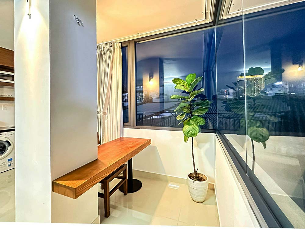 Two bedroom serviced apartment renting on Nguyen Van Troi St, Phu Nhuan Dist