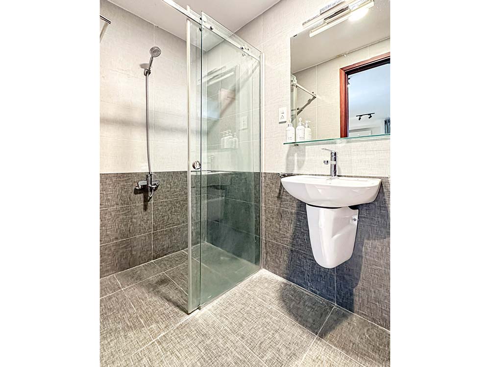One bedroom serviced apartment for rent on Nguyen Van Troi Street, Phu Nhuan District