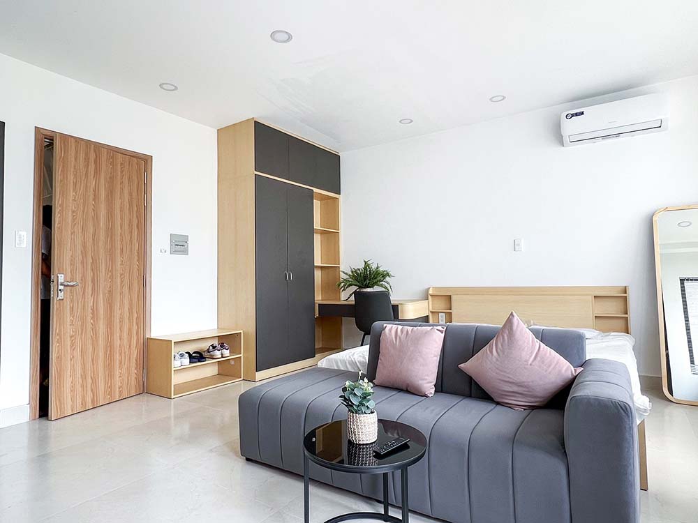 Nice serviced apartment for lease on Nguyen Cuu Van Street, Binh Thanh District
