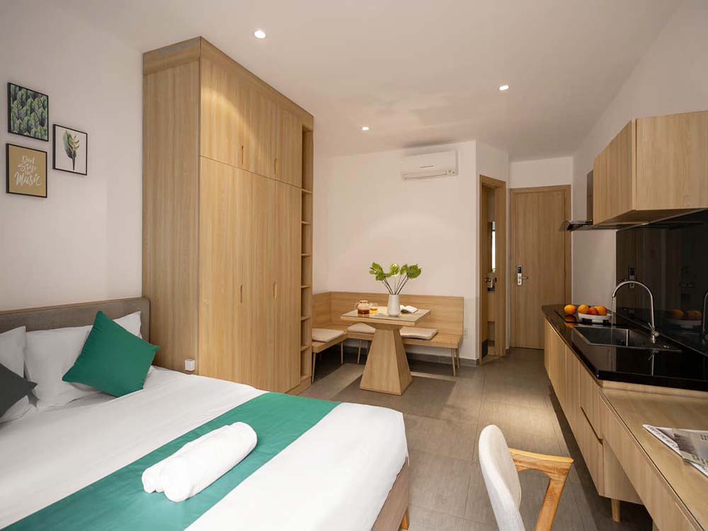 Cozy serviced apartment leasing in Phu Nhuan District, Le Van Sy Street