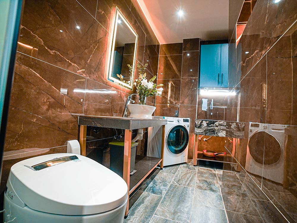 Nice serviced apartment for rent next to Ben Thanh Market, Ton That Tung Street, District 1