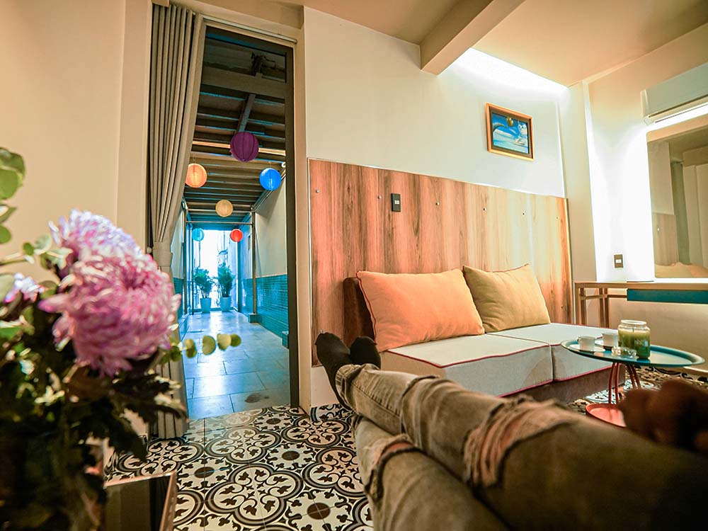 Nice serviced apartment for rent next to Ben Thanh Market, Ton That Tung Street, District 1