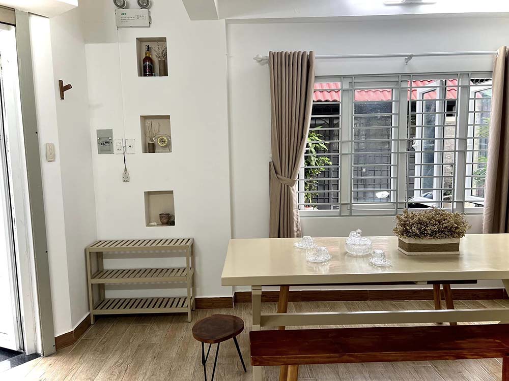Tiny house for lease in Binh Thanh District Nguyen Cuu Van Street
