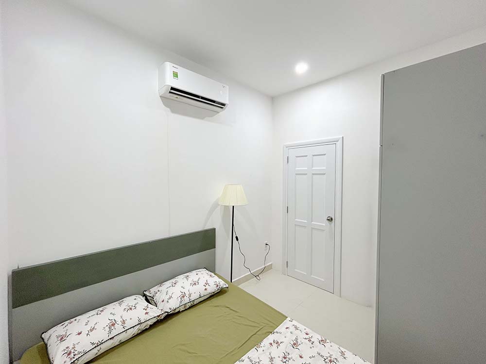 Bright-light serviced apartment for lease in Binh Thanh District Tran Binh Trong St