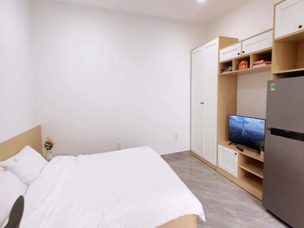 Brandnew studio serviced apartment for rent on Duy Tan St, Phu Nhuan District 
