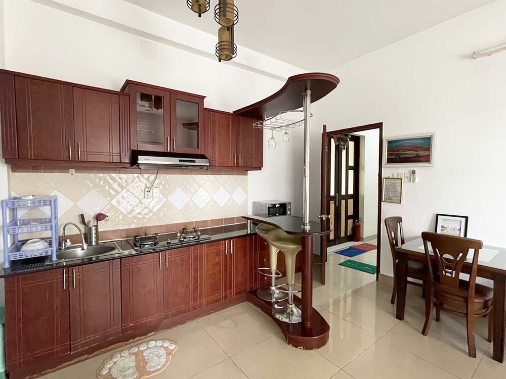 Spacious serviced apartment for rent on Le Van Sy Street, Phu Nhuan District