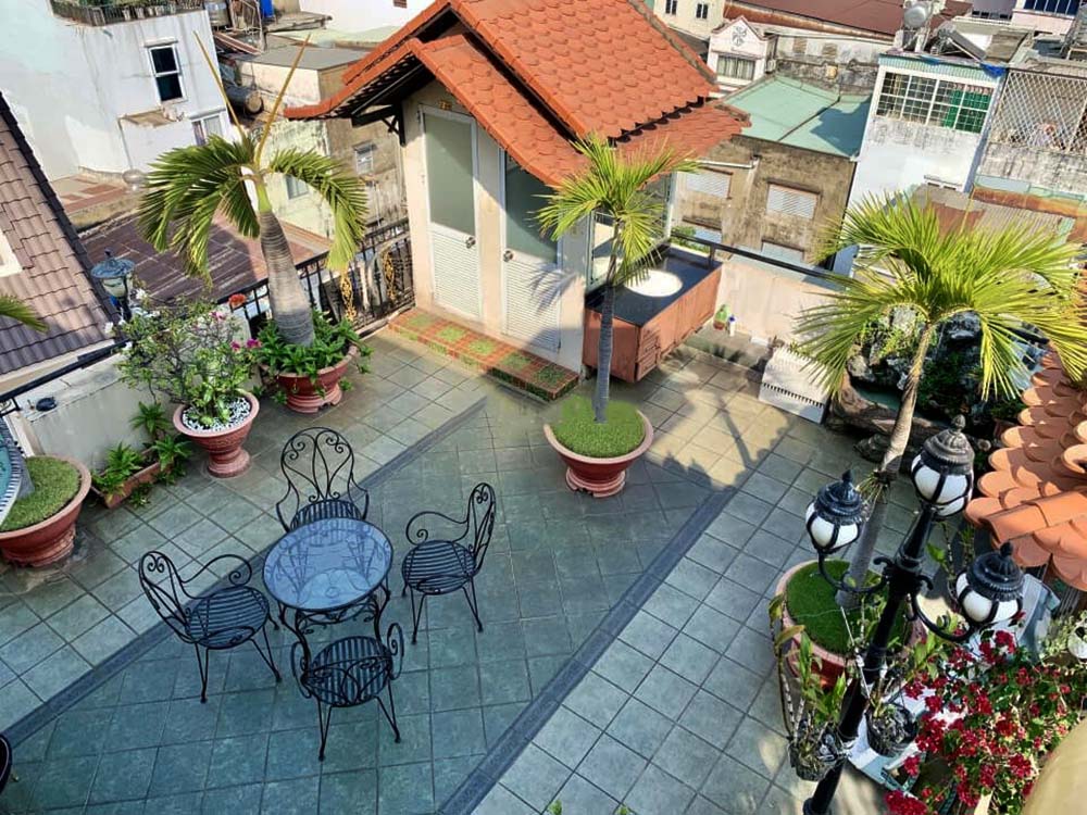 Studio serviced apartment for lease on Le Van Sy Street Phu Nhuan District, Saigon
