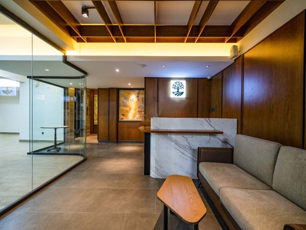 Nice serviced apartment leasing in Thao Dien BeHOLM building in Thu Duc City