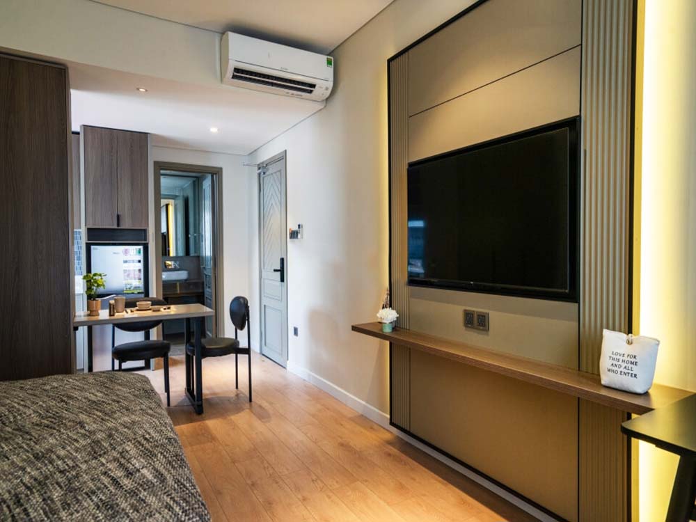 Nice serviced apartment leasing in Thao Dien BeHOLM building in Thu Duc City