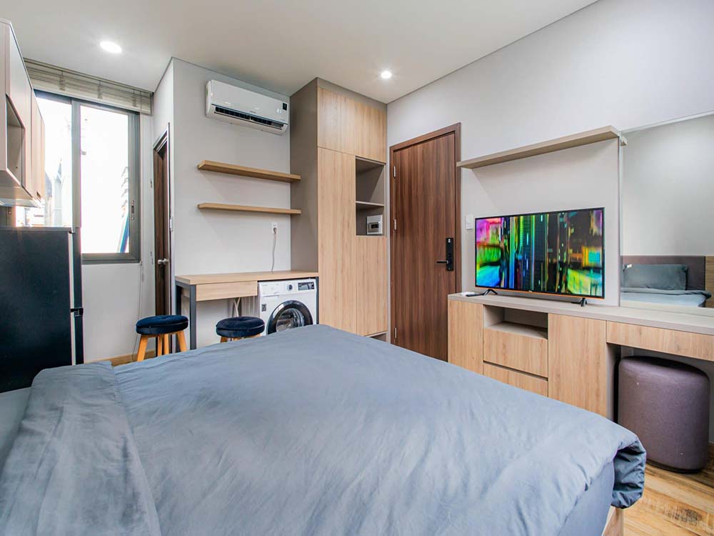Studio apartment for lease on Ba Huyen Thanh Quan Street District 3