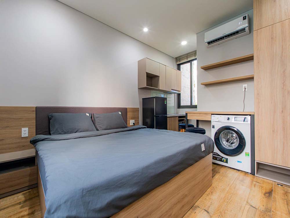 Studio apartment for lease on Ba Huyen Thanh Quan Street District 3