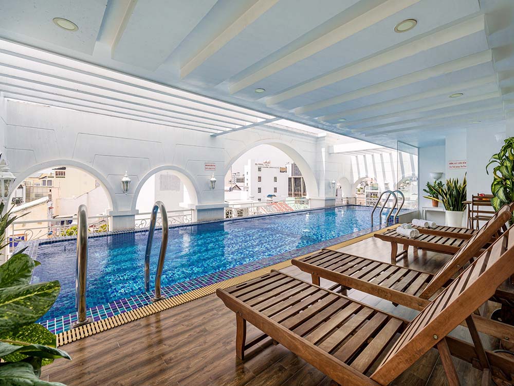 Luxury serviced apartment for rent on Hoang Dieu Street, Phu Nhuan District