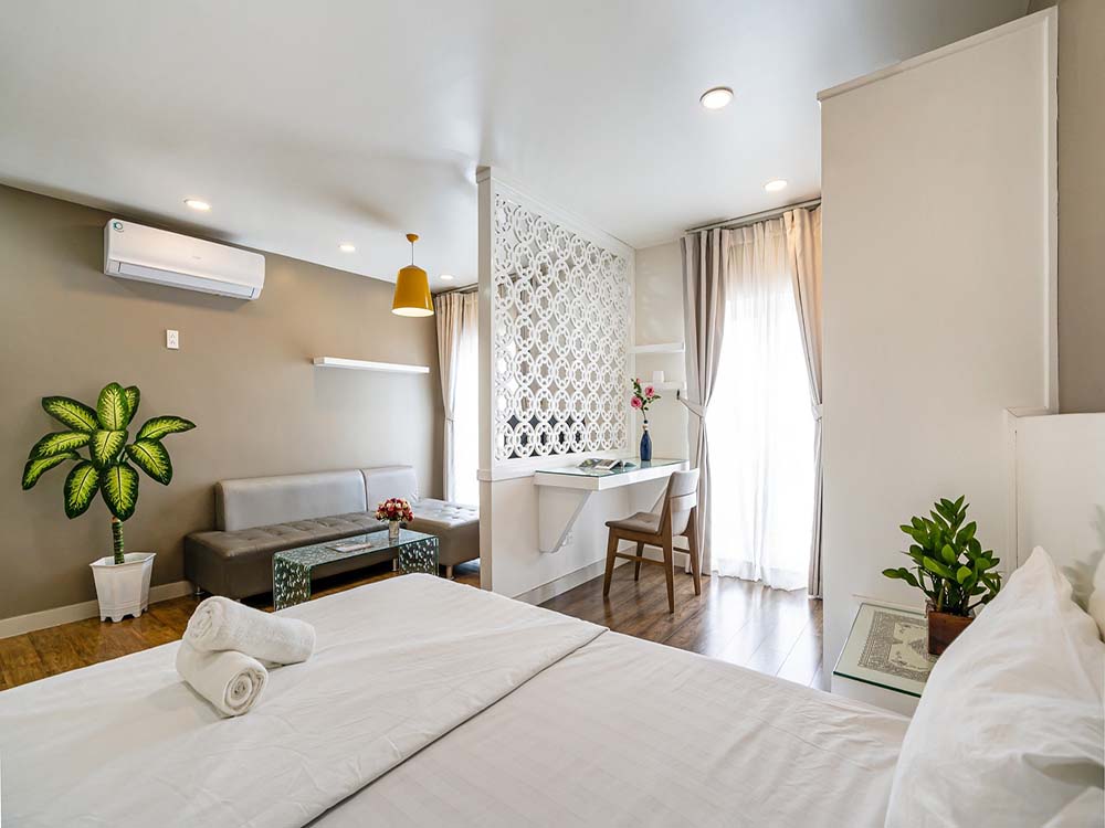 Luxury serviced apartment for rent on Hoang Dieu Street, Phu Nhuan District