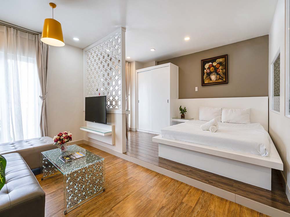 Luxury serviced apartment for rent on Hoang Dieu Street, Phu Nhuan District